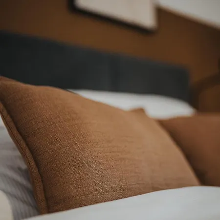 Apartmán Jobostays - Bloom Family - Bis Zu 6 Personen - 3 - 2 Schlafzimmer - 2 Baeder - Balkon Und Gartenblick - Kostenloser Privatparkplatz - Kostenfreies Wlan - Vollkueche - Wohnzimmer Mit Tv - Babybett - Kontaktfreier Check-in Oldenburg