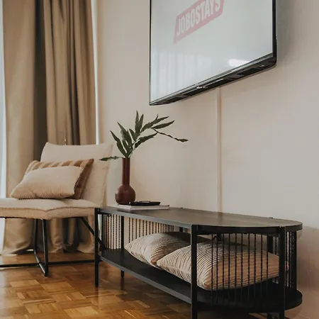 Bloom Fuer Bis Zu 6 Personen Kostenloser Parkplatz Balkon Babybett 3 Apartamento *